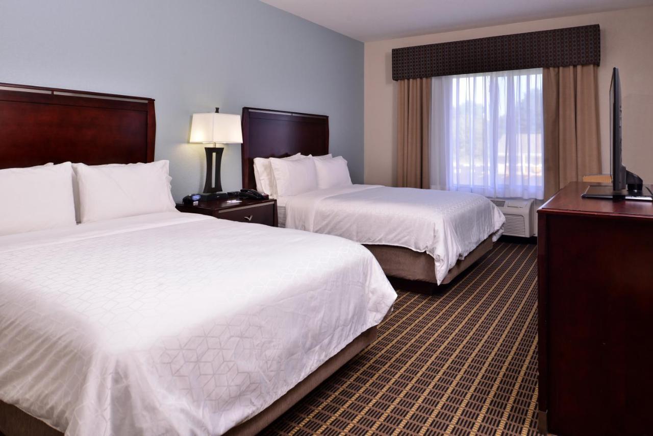 Holiday Inn Express & Suites Pittsburg By Ihg Bagian luar foto